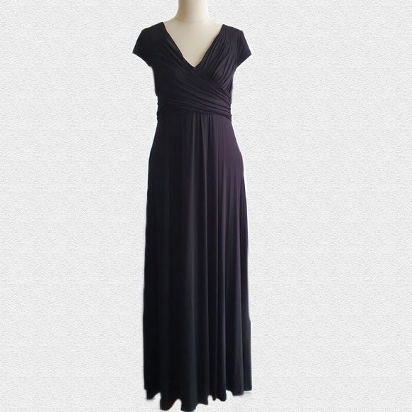 Blue Illusion Dresses & Skirts - Blue Illusion Black Cap Sleeve Empire Maxi Dress  Size 12